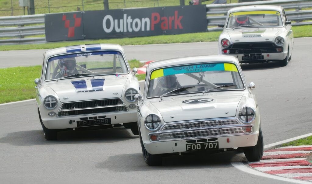 Gold Cup Cortina's